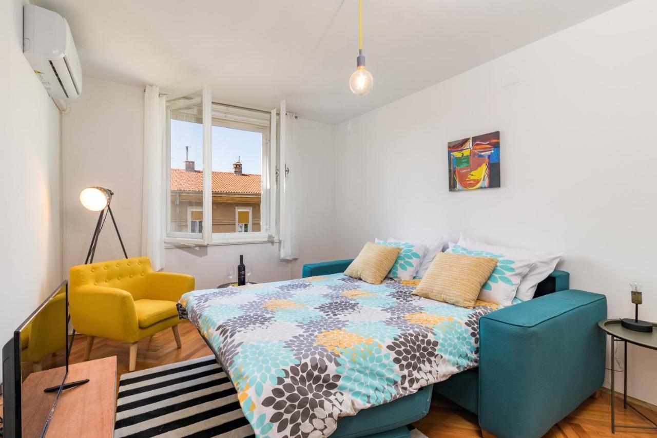 Quirky Apartment Arena With Parking PUY Exterior foto